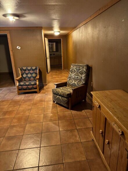 More Photos Of 201 8th st, Post Industrial For Sale