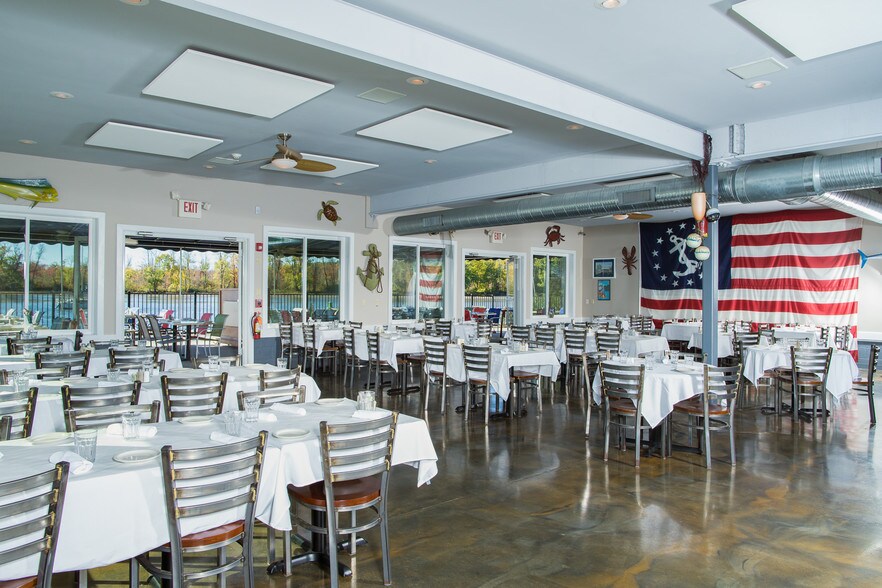 More Photos Of 7 Main St, Catskill General Retail For Sale