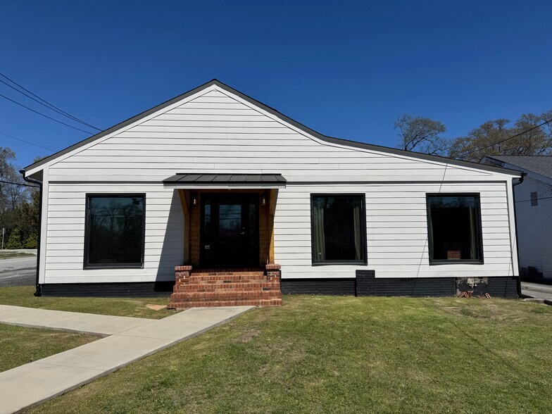 Primary Photo Of 301A E Stone Ave, Greenville Office For Lease