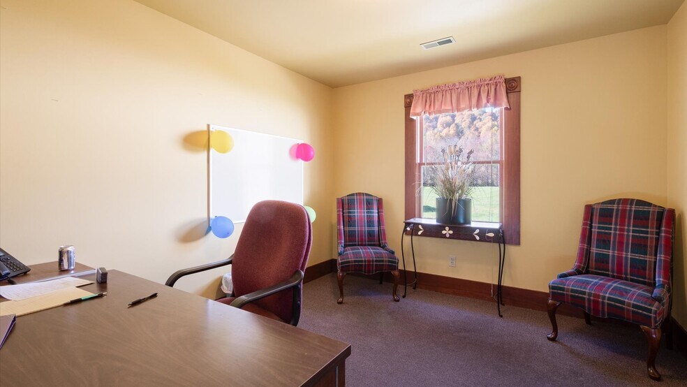 More Photos Of 8135 Mount Vernon Rd, Saint Louisville Office Residential For Sale