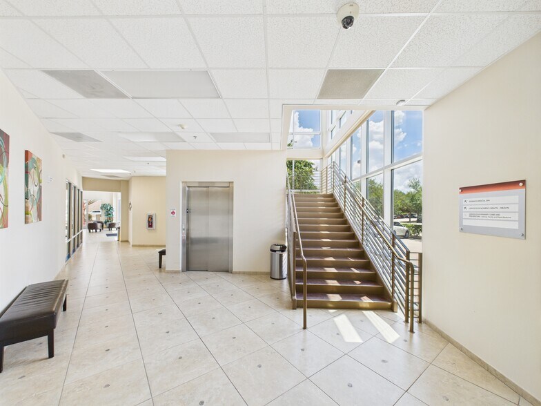 More Photos Of 7790 W Grand Pky, Richmond Medical For Lease