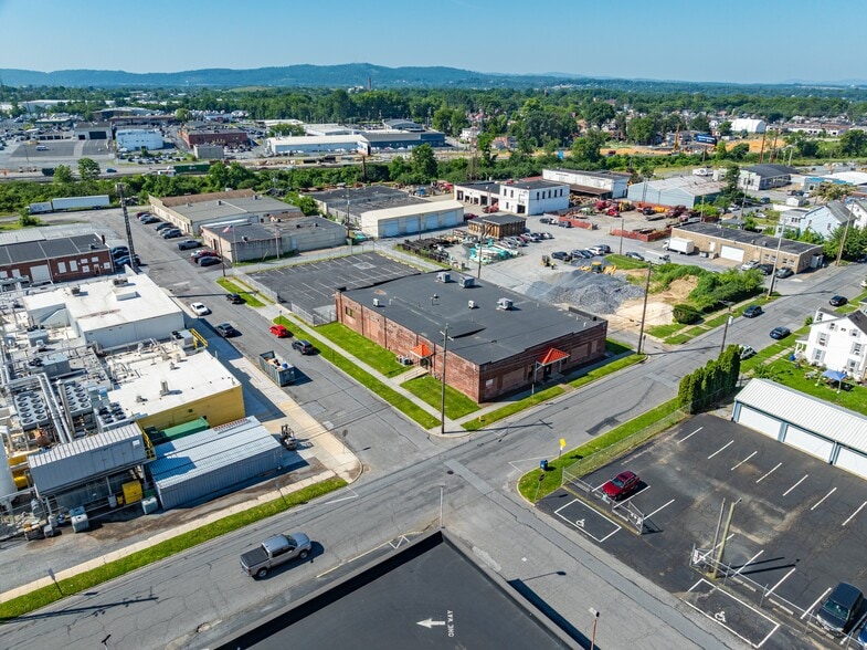 Primary Photo Of 2151 Greenwood St, Harrisburg Office For Sale