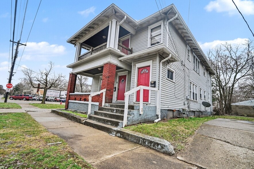 More Photos Of 1830 Woodlawn Ave, Middletown Specialty For Sale