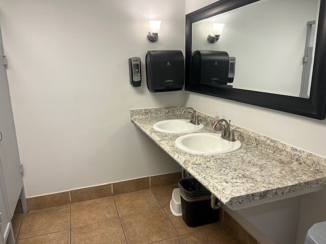 More Photos Of 4520-4534 SE Belmont St, Portland Storefront Retail Office For Lease