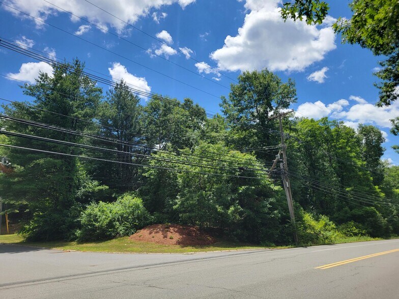 More Photos Of Potash Hill Road, Tyngsboro Land For Lease