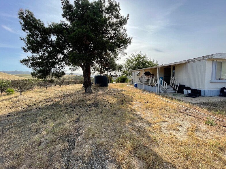 More Photos Of 27 Wellsona Rd, Paso Robles Land For Sale