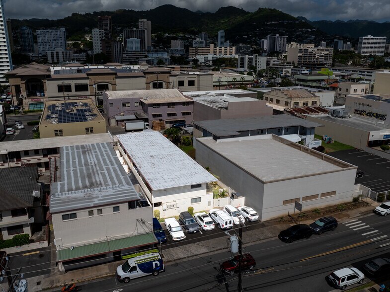 More Photos Of 1240 Young St, Honolulu Apartments For Sale