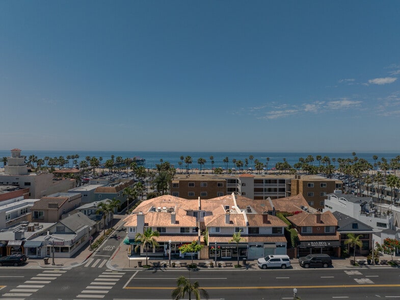 Primary Photo Of 611-615 E Balboa Blvd, Newport Beach Storefront Retail Residential For Sale