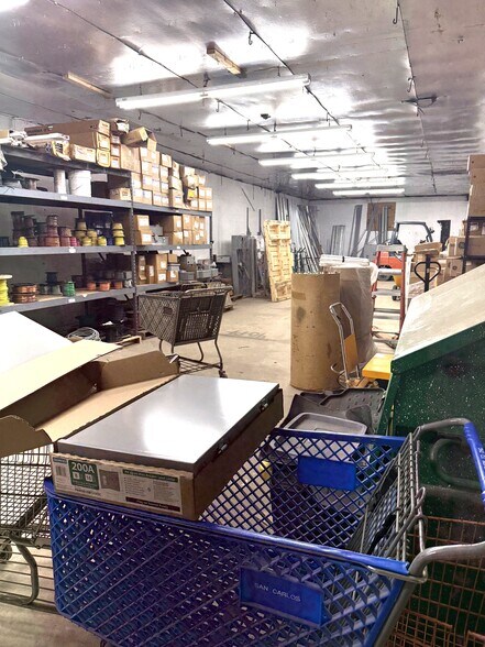 More Photos Of 2320 Town St, Pensacola Industrial For Sale