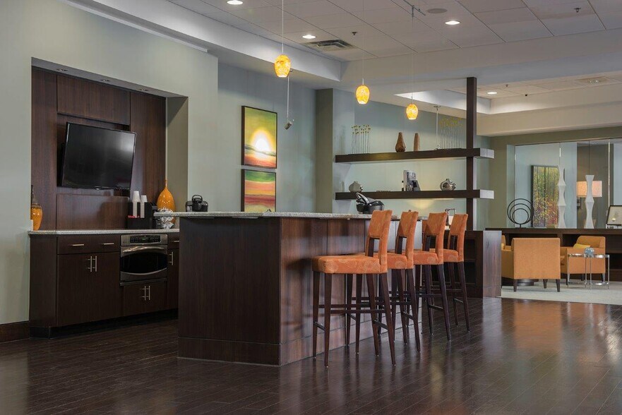 More Photos Of 657 S 3rd St, Louisville Apartments For Lease