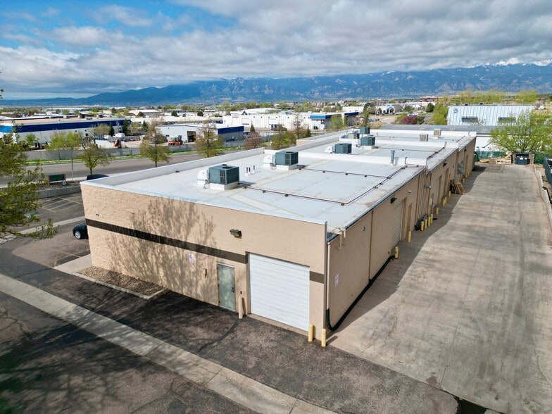 More Photos Of 1020 Ford St, Colorado Springs Showroom For Lease