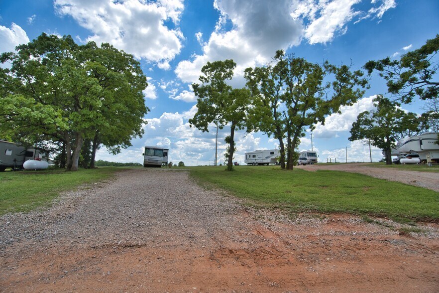 More Photos Of 347203 US Route 66 Hwy, Chandler Trailer Camper Park For Sale