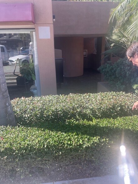 More Photos Of 5724-5726 La Jolla Blvd, La Jolla Apartments For Sale