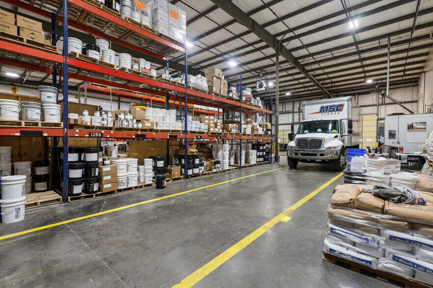 More Photos Of 10000 Miller Dr, Galesburg Service For Lease