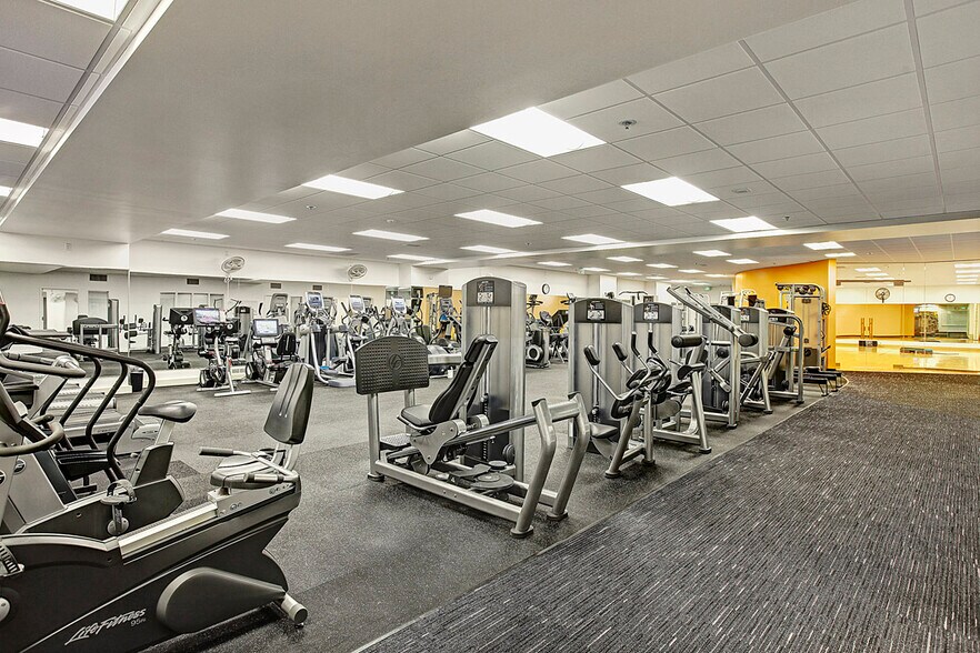 More Photos Of 1800 9th Ave, Seattle Office For Lease