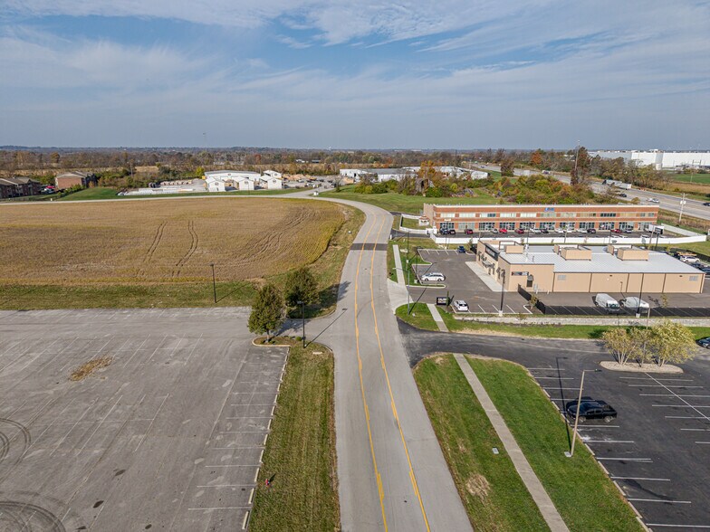 More Photos Of 250 Breighton Cir, Shelbyville Movie Theatre For Sale