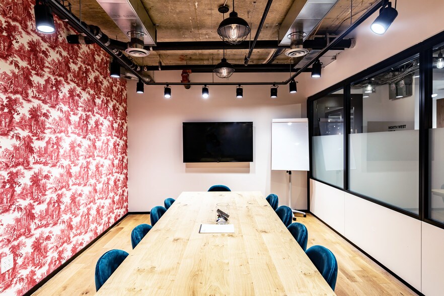 More Photos Of 1301 K St NW, Washington Office For Lease