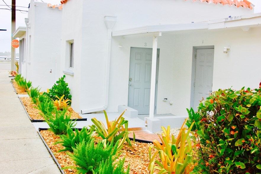More Photos Of 345 Monroe St, Hollywood Apartments For Sale
