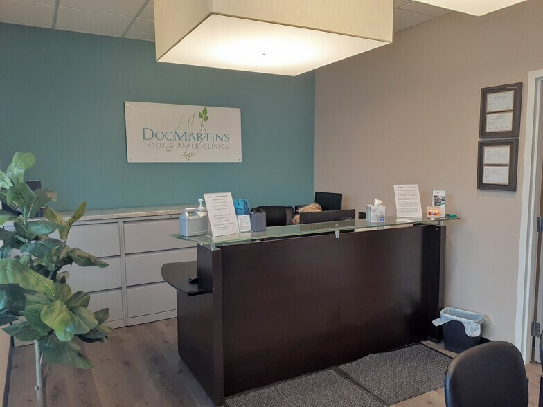 More Photos Of 4335-4395 Jackson Rd, Ann Arbor Storefront Retail Office For Lease