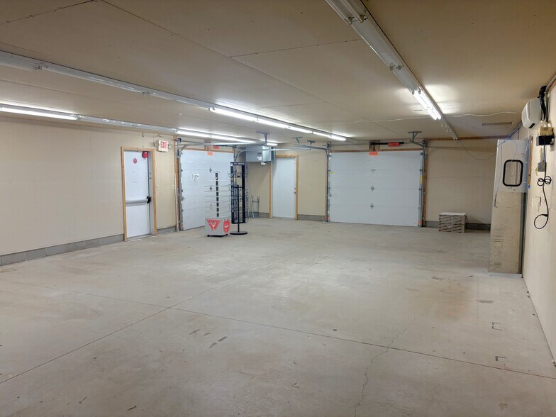 More Photos Of 603 Minnesota Ave W, Walker Storefront Retail Office For Lease