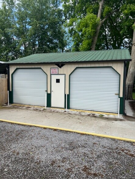 More Photos Of 207 N Anderson St, Tullahoma General Retail For Sale