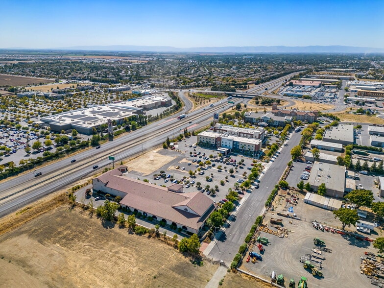 More Photos Of 2120 Freeway Dr, Woodland Land For Sale