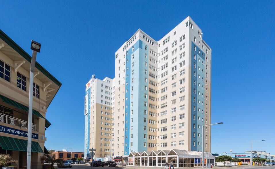 Primary Photo Of 205 34th St, Virginia Beach Apartments For Lease