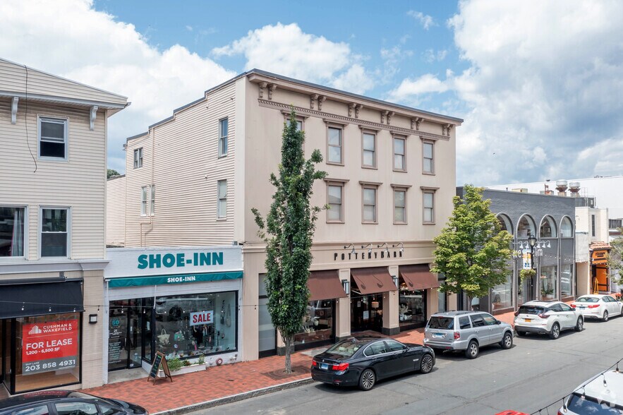 More Photos Of 27 Main St, Westport Storefront Retail Office For Lease
