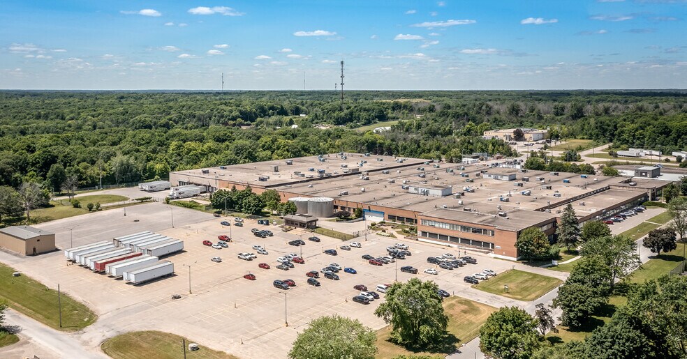 More Photos Of 100 Strowger Blvd, Brockville Light Distribution For Lease