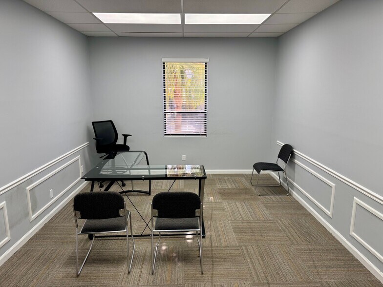 More Photos Of 8803-8833 Tamiami Trl E, Naples Unknown For Lease