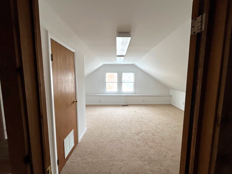 More Photos Of 625 Main Ave, Norwalk Storefront Retail Office For Sale