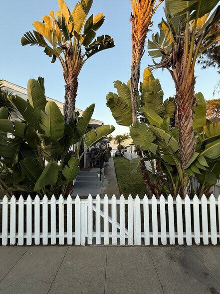 More Photos Of 5020 Brighton Ave, San Diego Multifamily For Sale