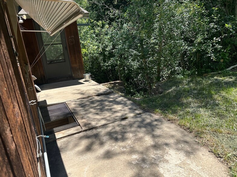 More Photos Of 2056 Idaho Springs Road, Idaho Springs Specialty For Lease