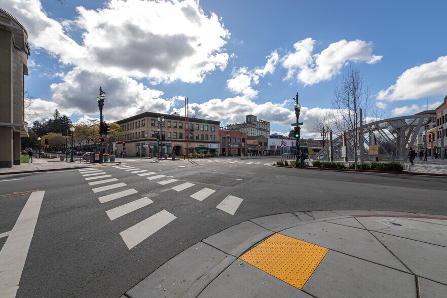More Photos Of 2151 Shattuck Ave, Berkeley Office For Lease