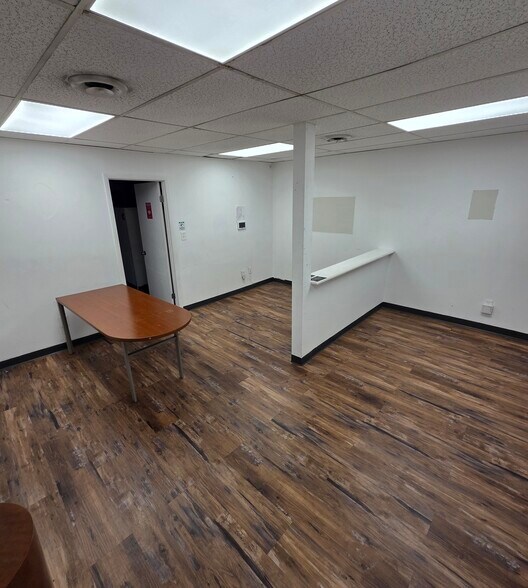 More Photos Of 2025 Maryland Ave, Baltimore Storefront Retail Office For Sale