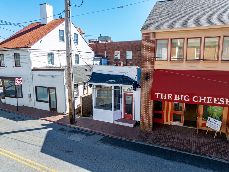More Photos Of 45 Randall St, Annapolis Storefront For Sale