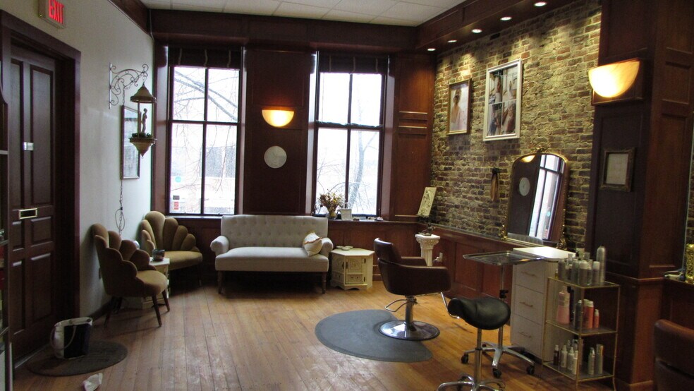 More Photos Of 6-8 City Ctr, Portland Office For Lease