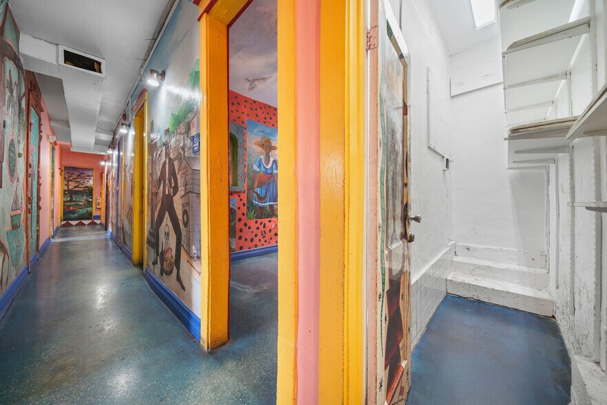 More Photos Of 819 5th St, Miami Beach Freestanding For Sale