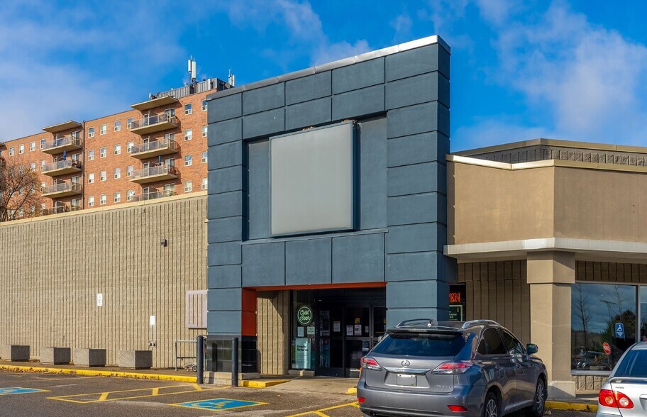 More Photos Of 130 Cedar St, Cambridge Storefront For Lease