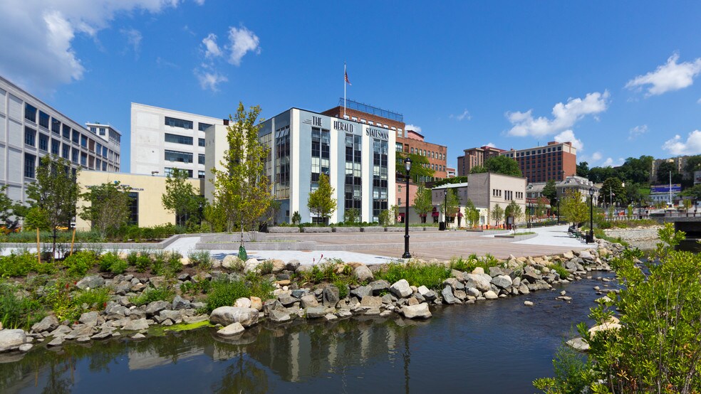 More Photos Of 29 Wells Ave, Yonkers Unknown For Lease