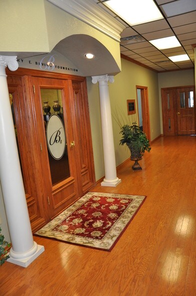 More Photos Of 301 S Polk St, Amarillo Office For Lease