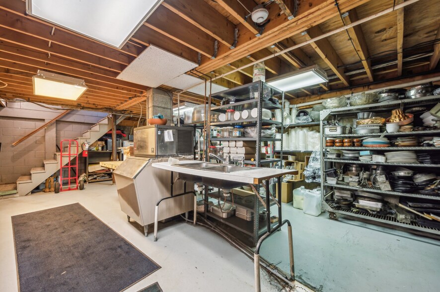 More Photos Of 181 E Brown St, Blairsville Restaurant For Sale