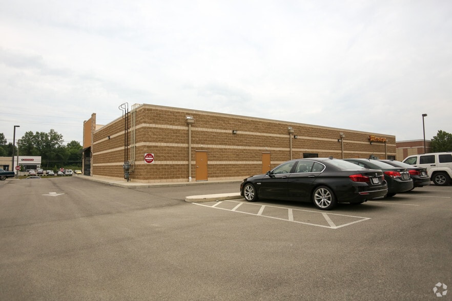 More Photos Of 4559 Boardman Canfield Rd, Canfield Freestanding For Lease