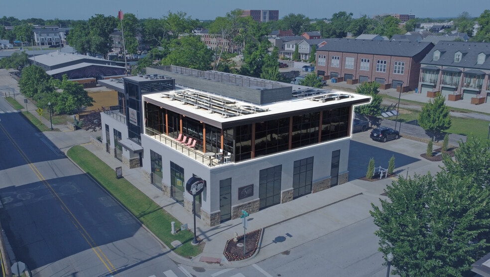 Primary Photo Of 402 SW A St, Bentonville Bank For Lease