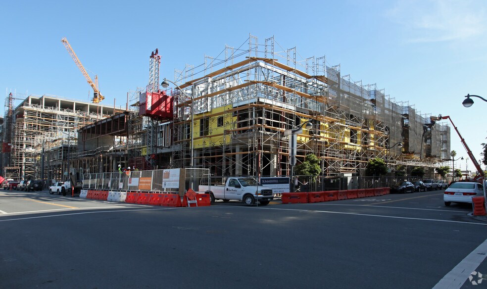 More Photos Of 1155 4th St, San Francisco Apartments For Lease
