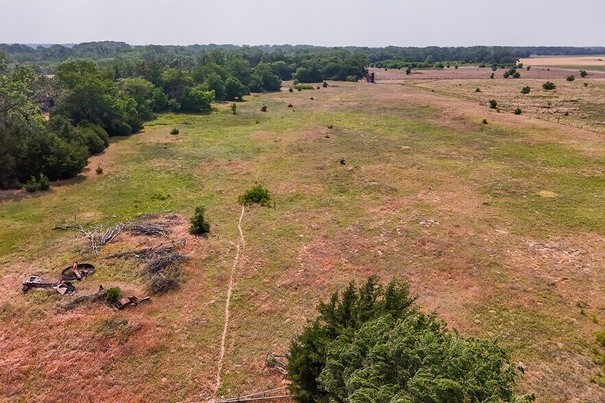More Photos Of 9111 Long View Road, Burrton Land For Sale