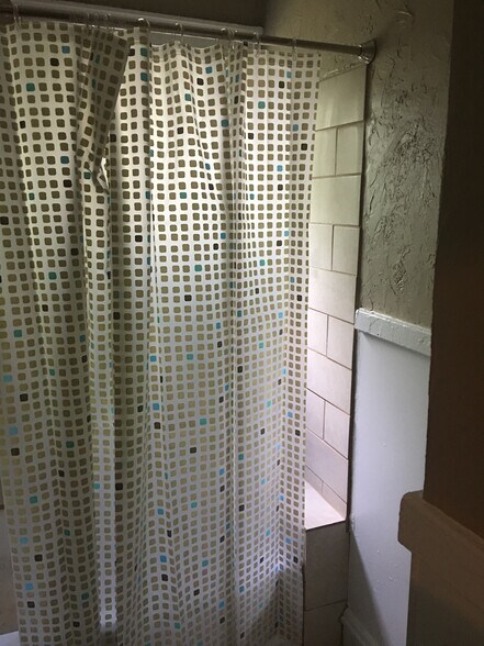 More Photos Of 3421 E 119th St, Cleveland Multifamily For Sale