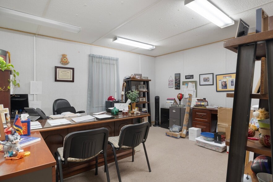 More Photos Of 15464 Cortez Blvd, Brooksville Unknown For Lease