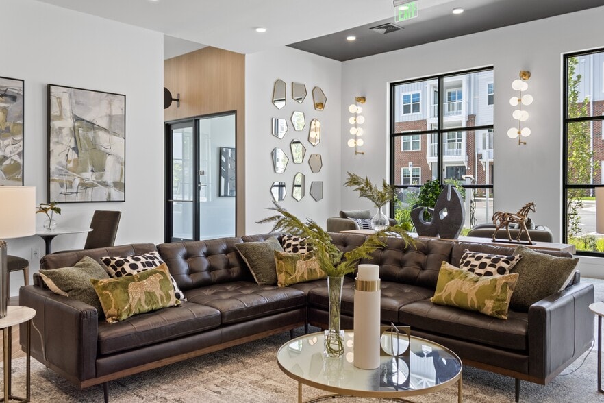 More Photos Of 12400 Dutton Rd, Midlothian Apartments For Sale