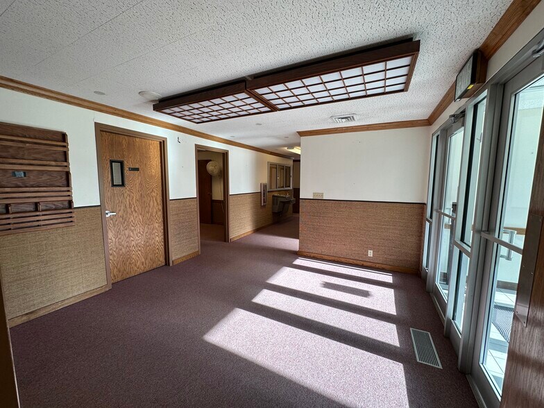 More Photos Of 2460 Baldwin st, Sturgis Religious Facility For Sale